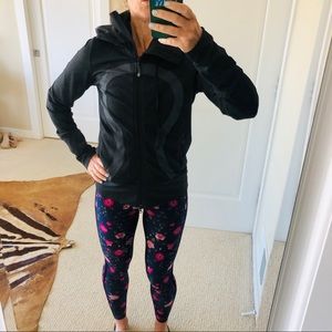 Lululemon EUC charcoal gray stride hoodie jacket 8